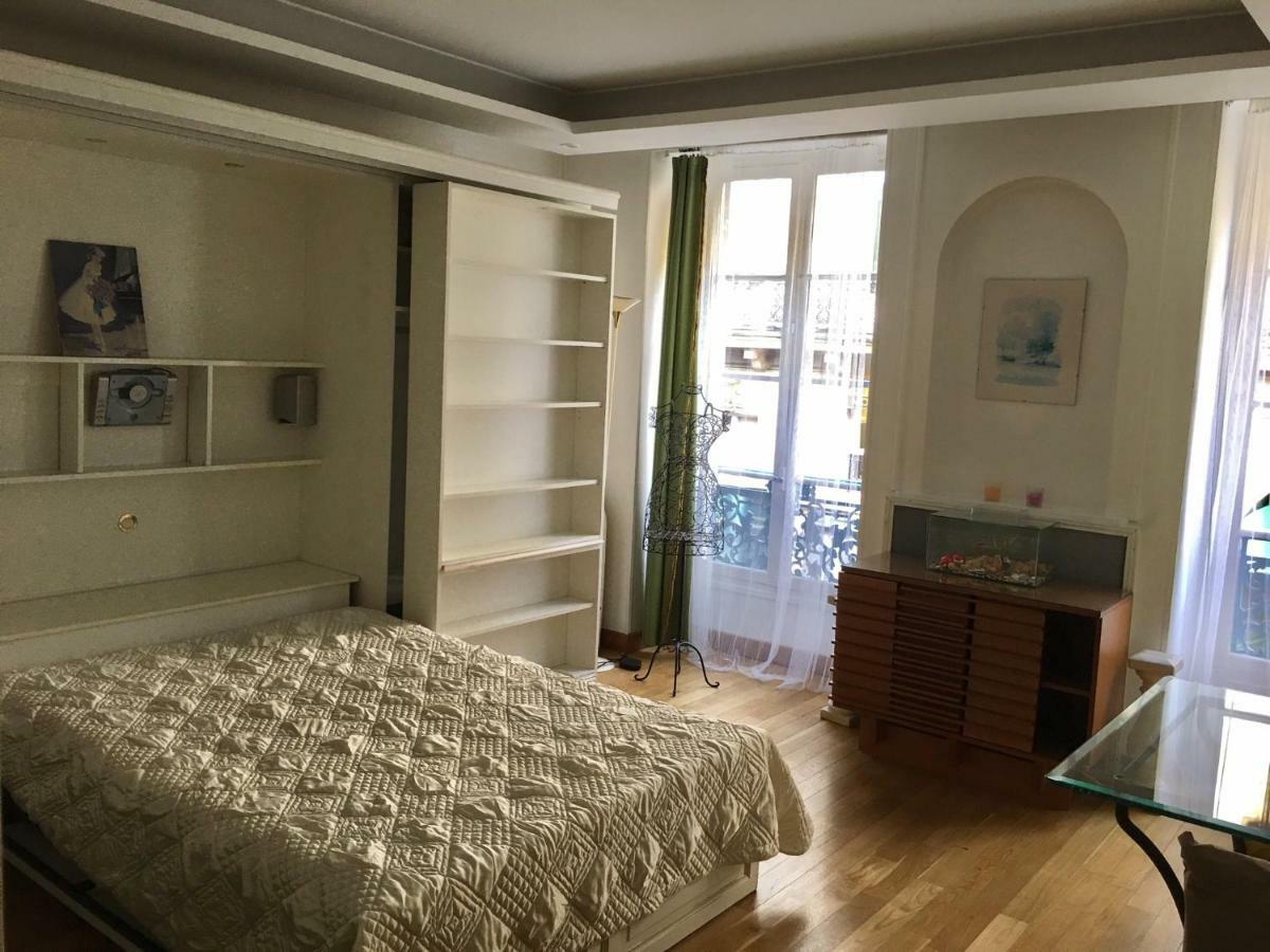 Appartamento Eco Champs Elysees Parigi